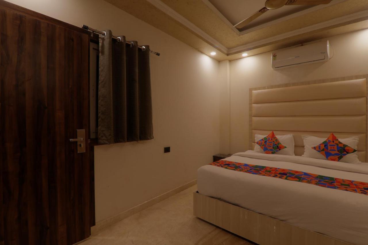 Отель Shri Tirupati Residency Лакхнау Экстерьер фото