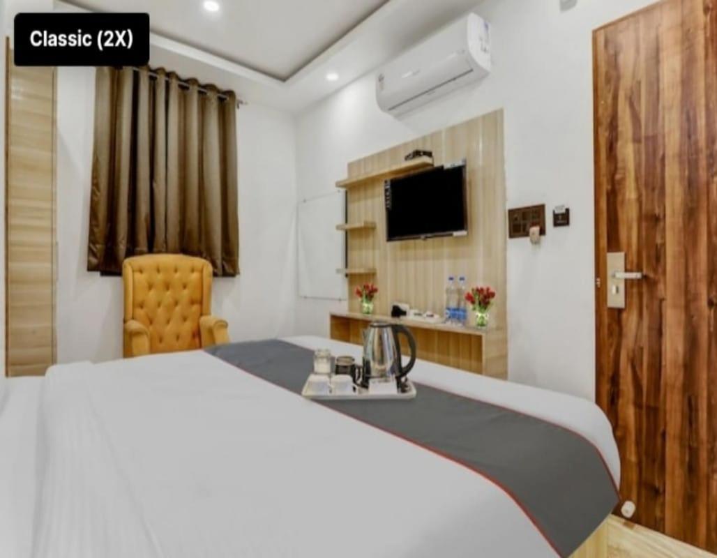 Отель Shri Tirupati Residency Лакхнау Экстерьер фото